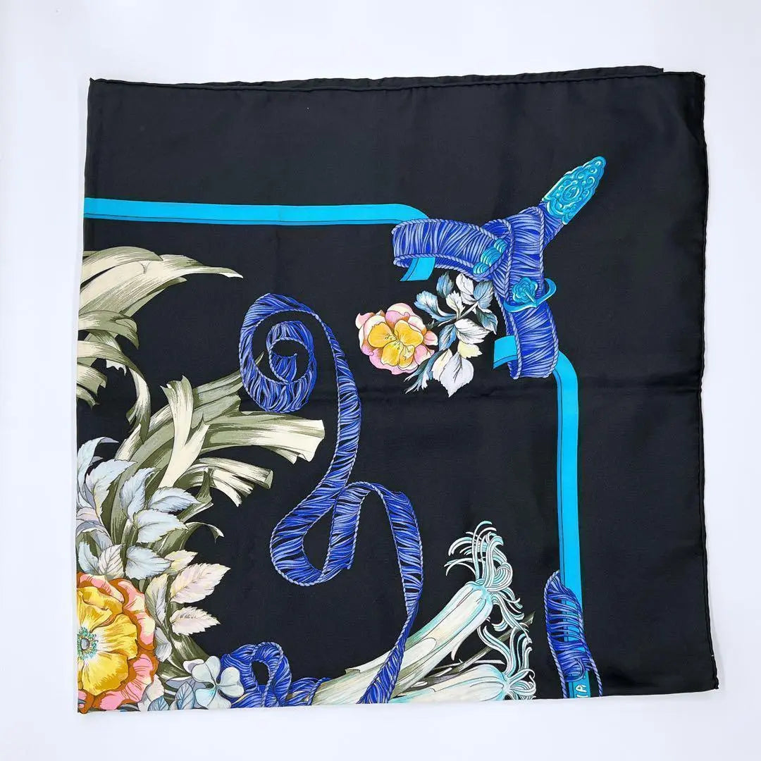 Hermes Carre 90 REGINA Her Majesty Queen Scarf | エルメス カレ90 REGINA 女王陛下 スカーフ