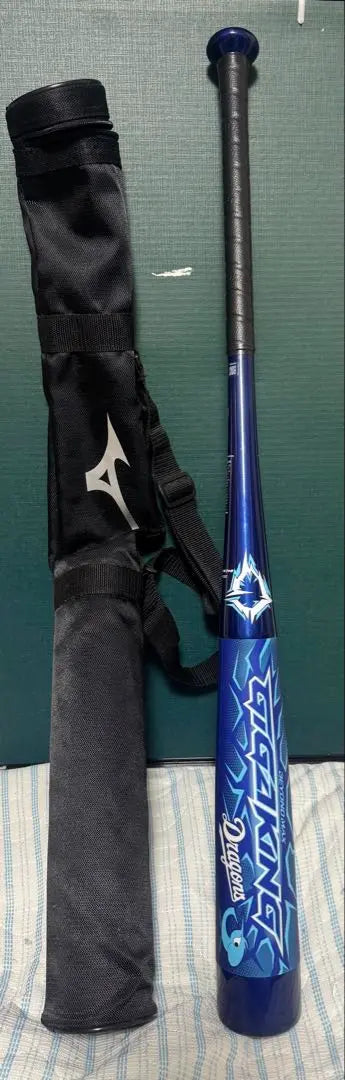 Beyond Max x Chunichi Dragons collaboration bat with case, unused item