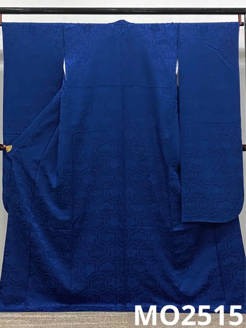 Cresta de kimono sólida Sistema azul simple 168 cm Procesado repelente al agua | 無地振袖 紋意匠 シンプル 青系 身丈168cm 撥水加工済み