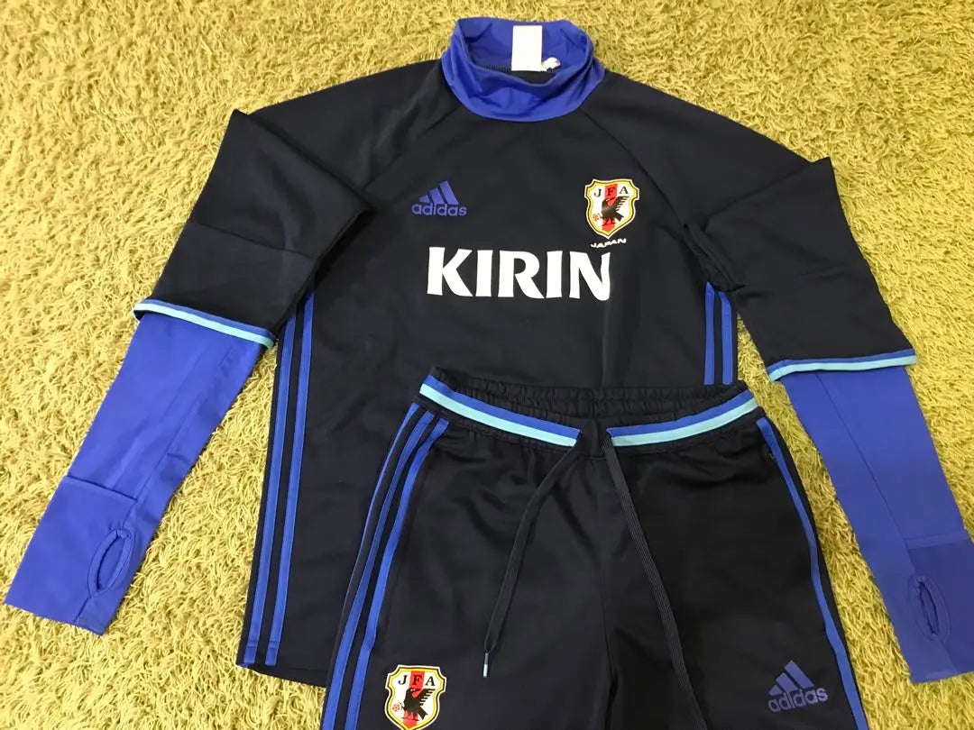 ✳︎ Adidas Japan National Team KIRIN Jersey M Size ✳︎ | ✳︎アディダス 日本代表 KIRIN ジャージ Mサイズ✳︎