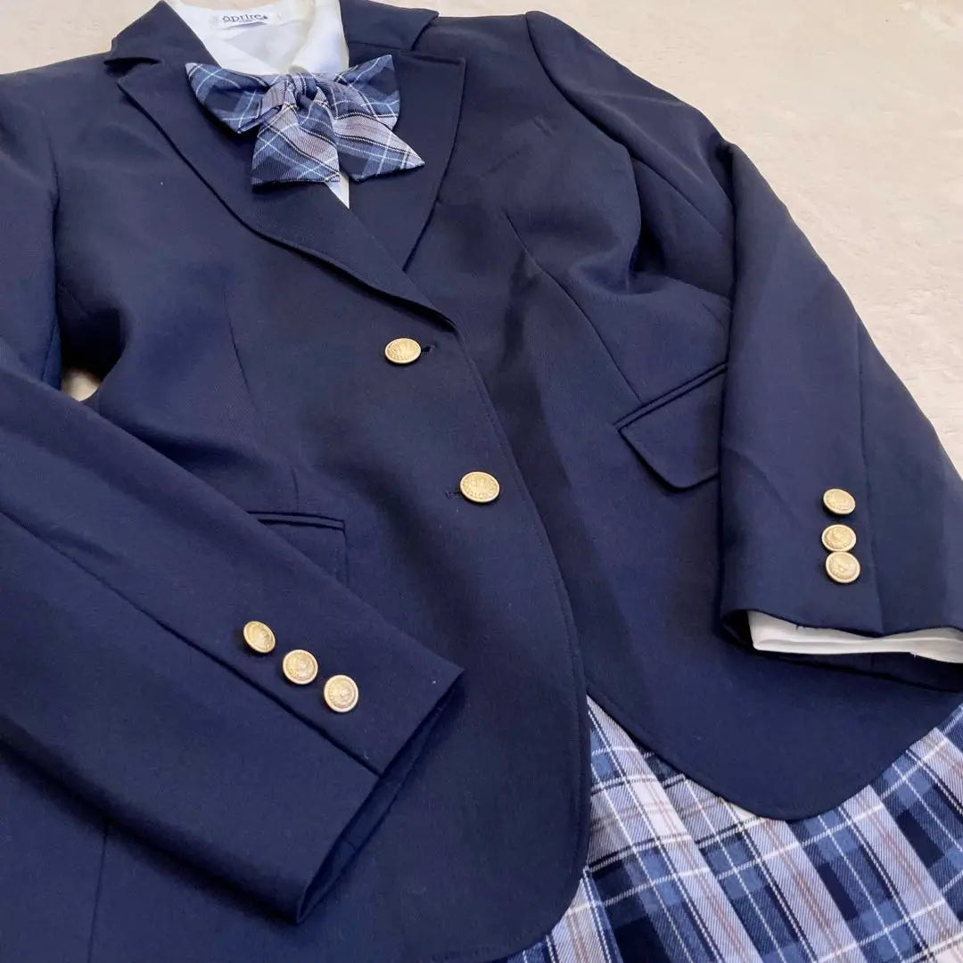 Beautiful goods ✨165 Kids formal ✨ Navy blue blazer gold button 4 -piece set graduation ceremony | 美品✨165 キッズフォーマル✨紺ブレザー　金ボタン　4点セット　卒業式