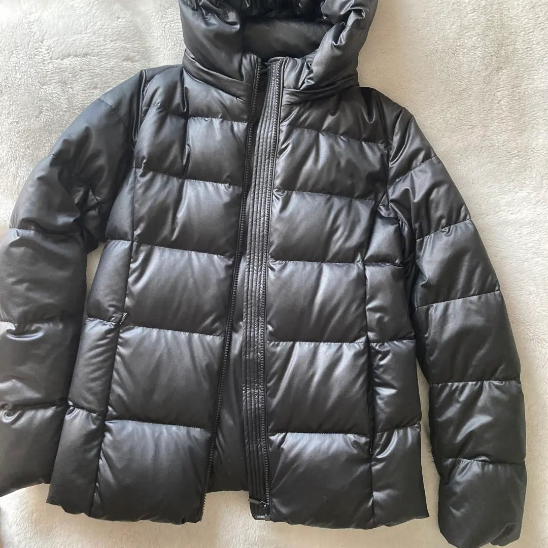 UNIQLO Black Down Jacket M