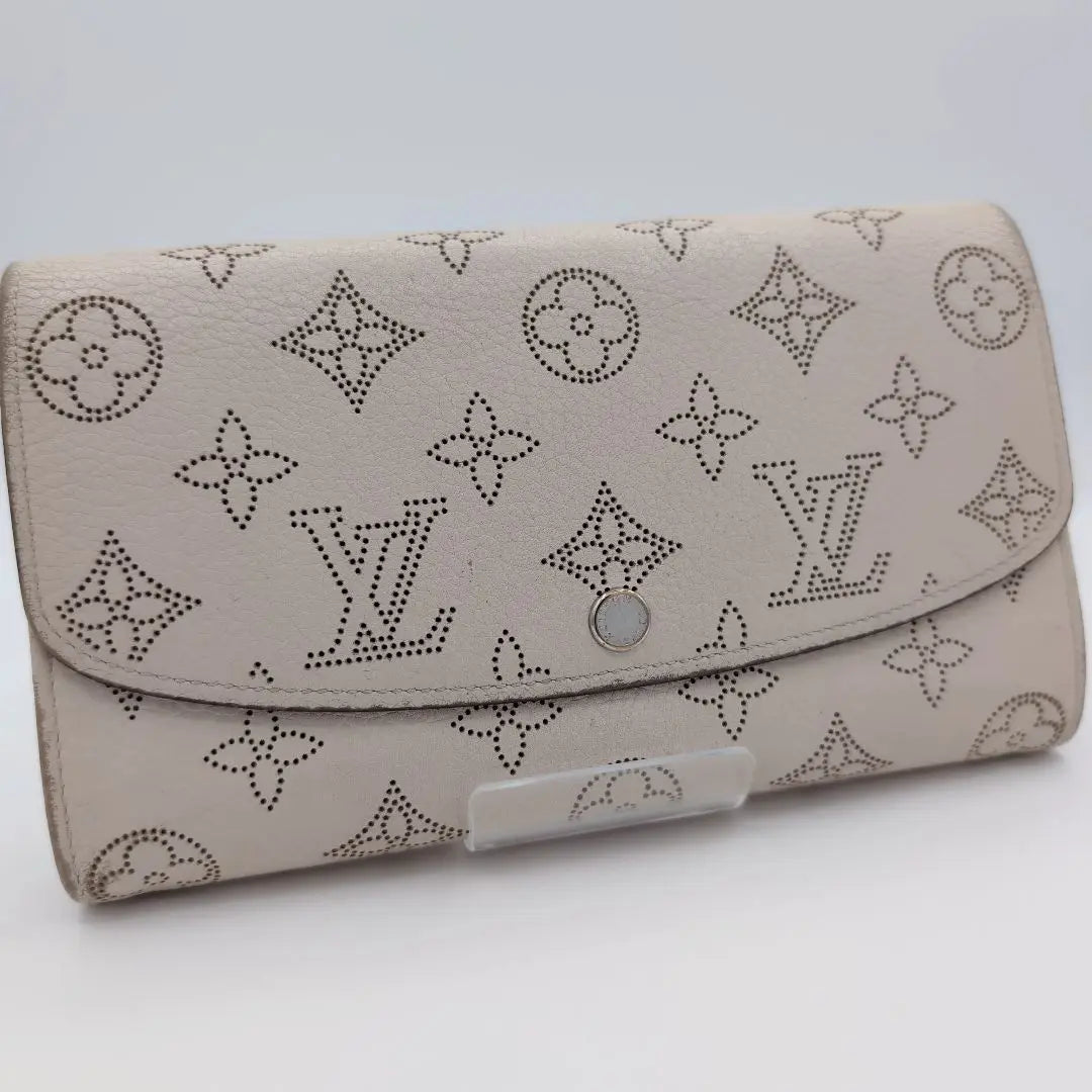 Vuitton VUITTON Mahina Portefeuilleis Long Wallet Leather Leather