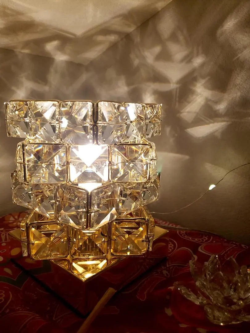 Table lights: Crystal that shines like an aurora, decorates the space