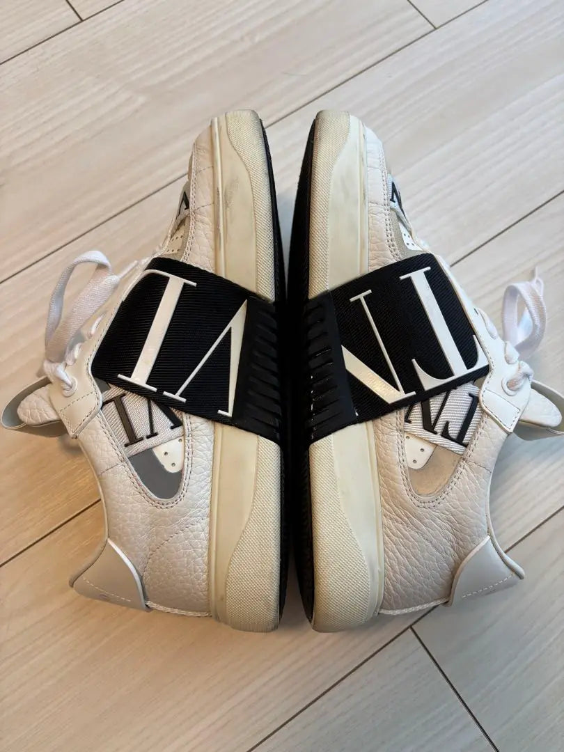 Valentino Garavani White Sneakers 35 | VALENTINO GARAVANI ホワイトスニーカー 35