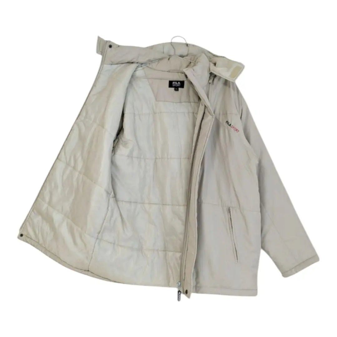 Filosports ⿻ Capucha talla grande con plumífero de algodón beige LL | フィラスポーツ⿻大きいサイズ フード付中綿入 ダウンジャケット ベージュ LL