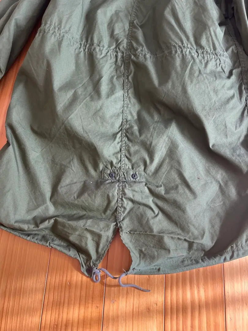 Abrigo militar de los años 80 M-65 comprado en la tienda de ropa de segunda mano Daikanyama