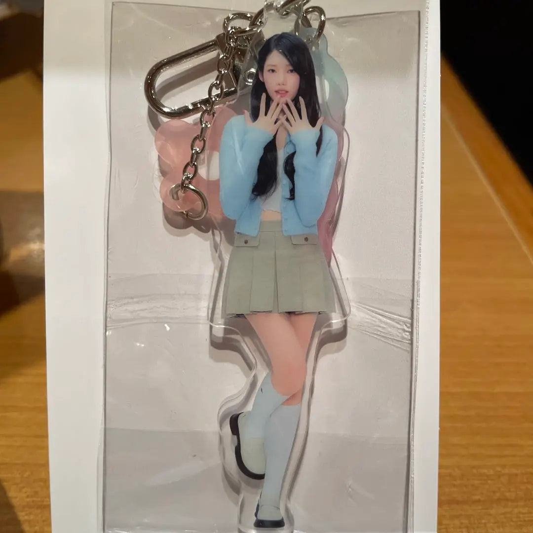 BABYMONSTER Laura Photo Charm