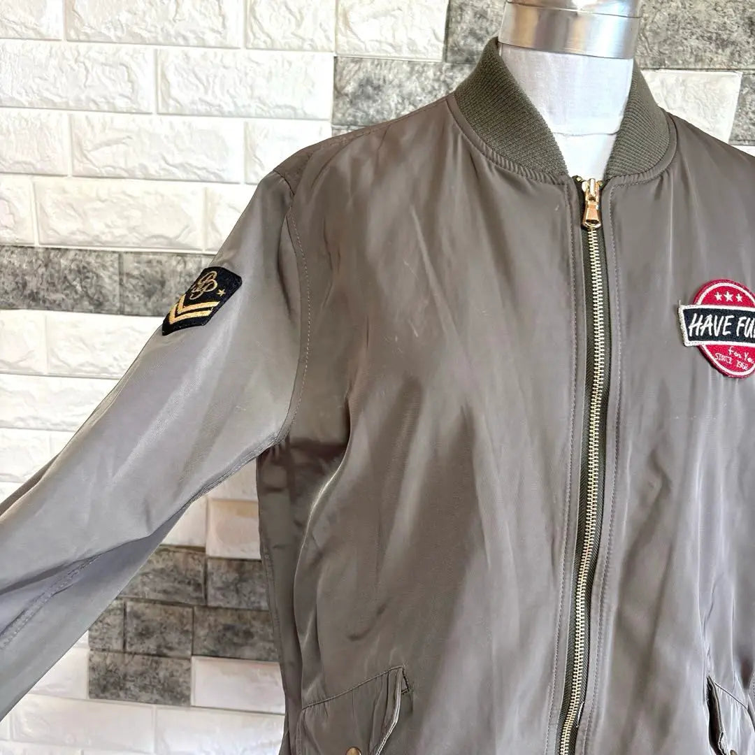 Good condition [Vintage] Flight jacket L khaki military patch with glossy soft