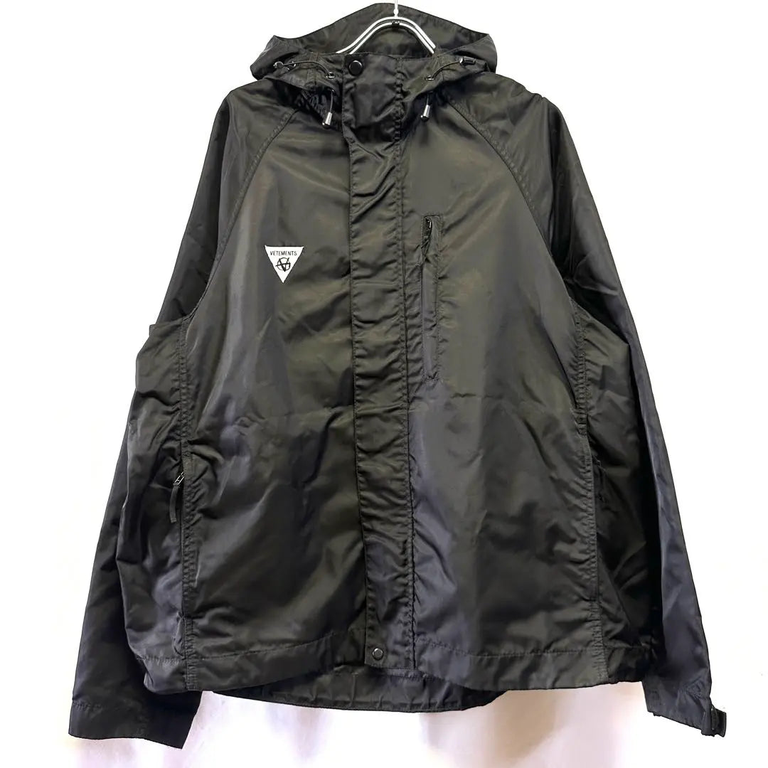 [Raro] Chaqueta de nailon VETEMENTS FW20 Riñonera | 【希少】VETEMENTS ナイロンジャケット FW20 ウエストバッグ