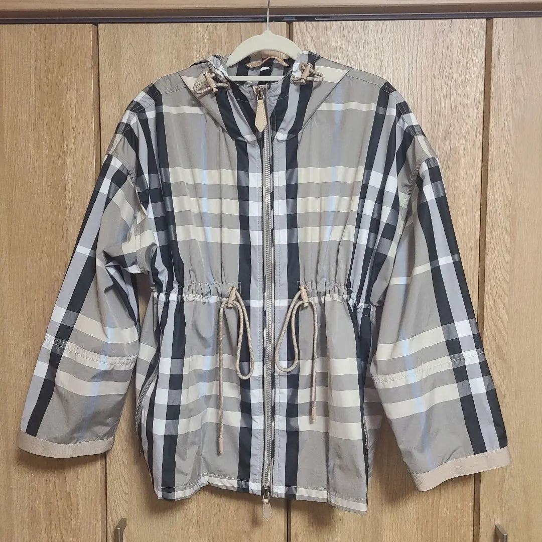 BURBERRY LONDON Burberry check nylon hooded jacket