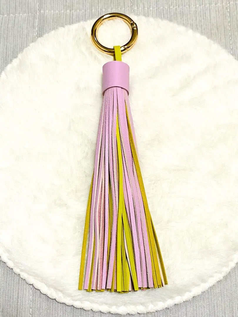 Shake! Genuine leather tassel bag charm key chain | サラサラ揺れる！本革 レザー タッセル バッグチャーム キーホルダー