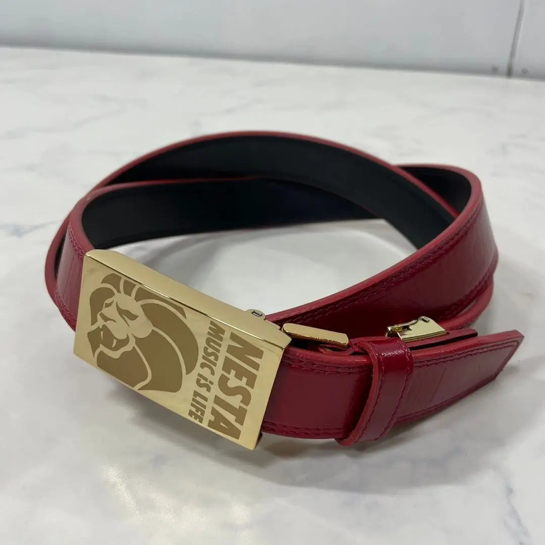 NESTA rare color logo lion buckle holeless leather belt