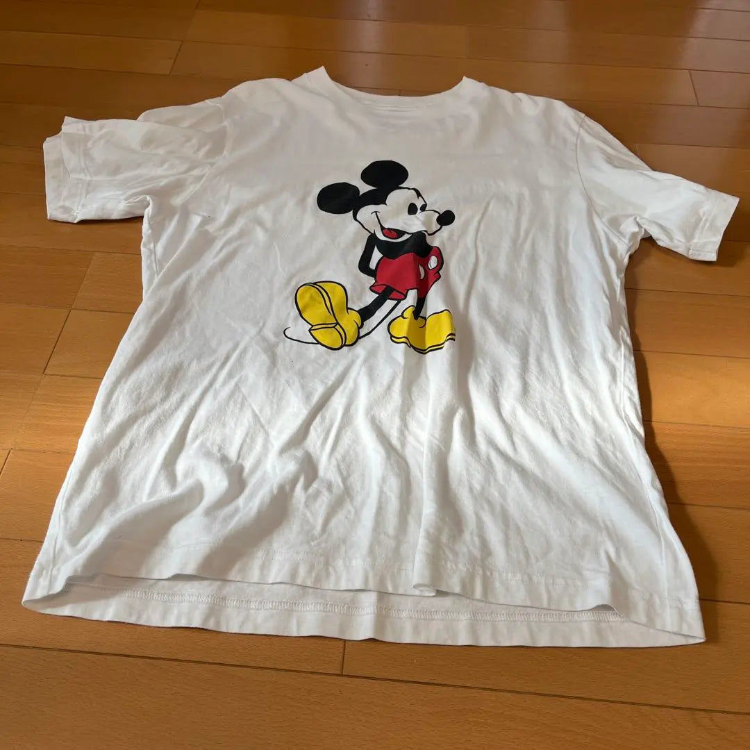 ⭐️Favorite Activities⭐️UNIQLOT Shirt Disney!