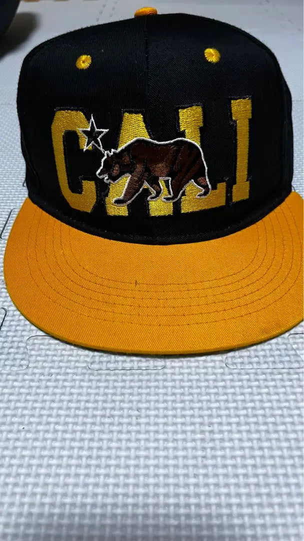 Cali snapback cap