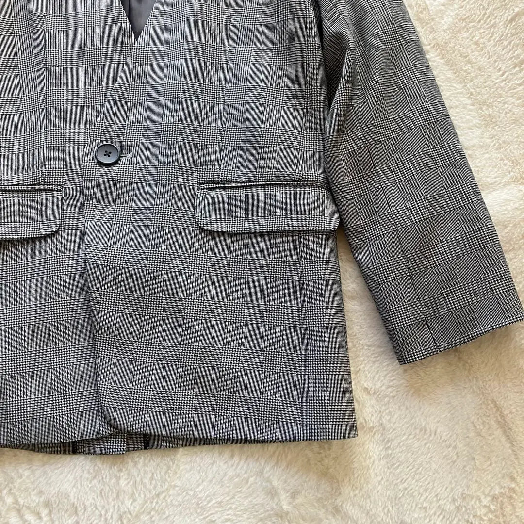 Elura collarless jacket grey check