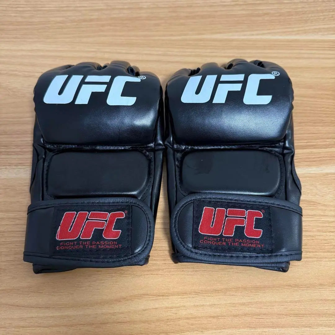 [Reabastecido] Guantes de boxeo y karate con dedos abiertos de la UFC Cottondo