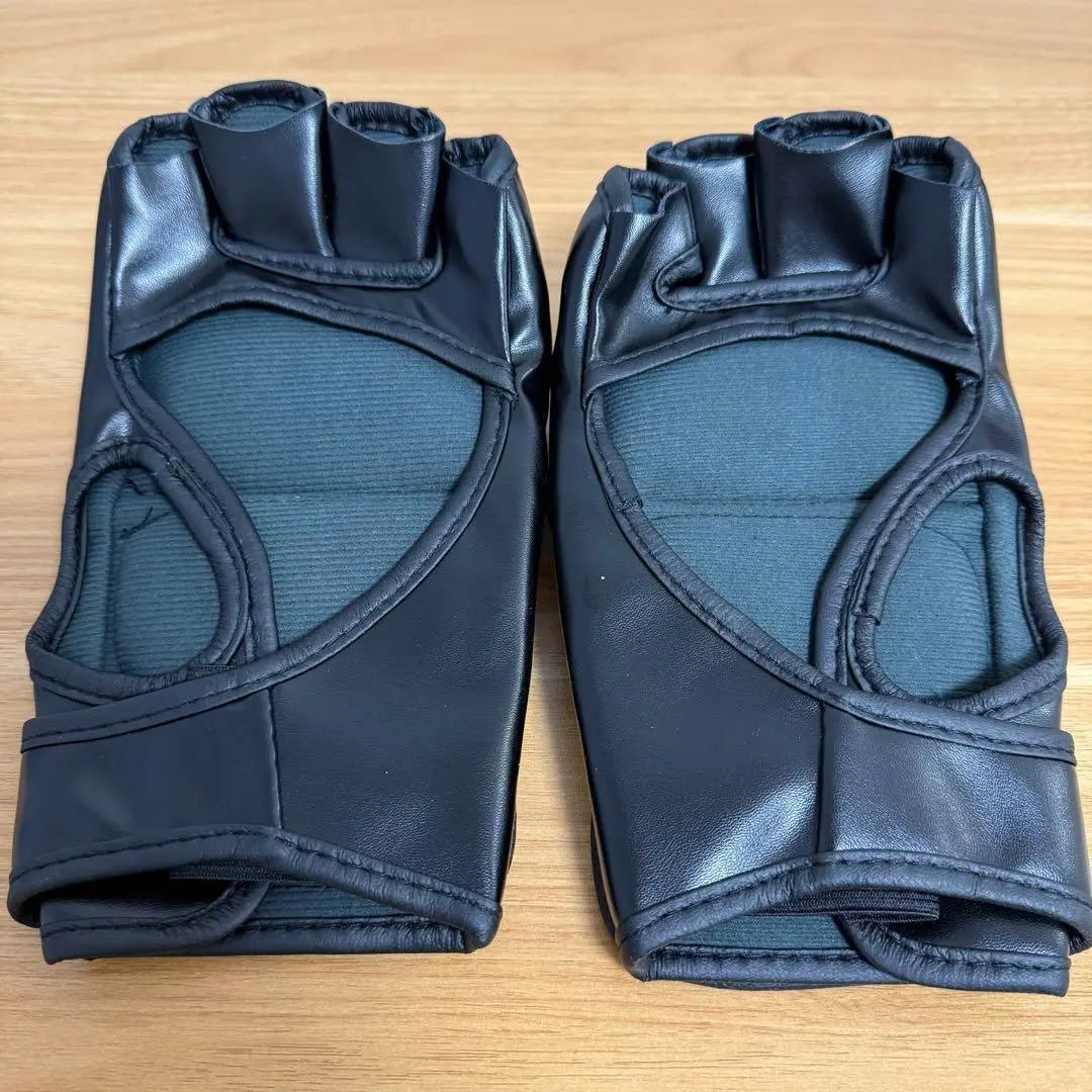 [Reabastecido] Guantes de boxeo y karate con dedos abiertos de la UFC Cottondo