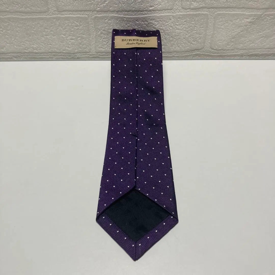 Beautiful condition Burberry London tie Horse logo Purple Dot pattern Silk