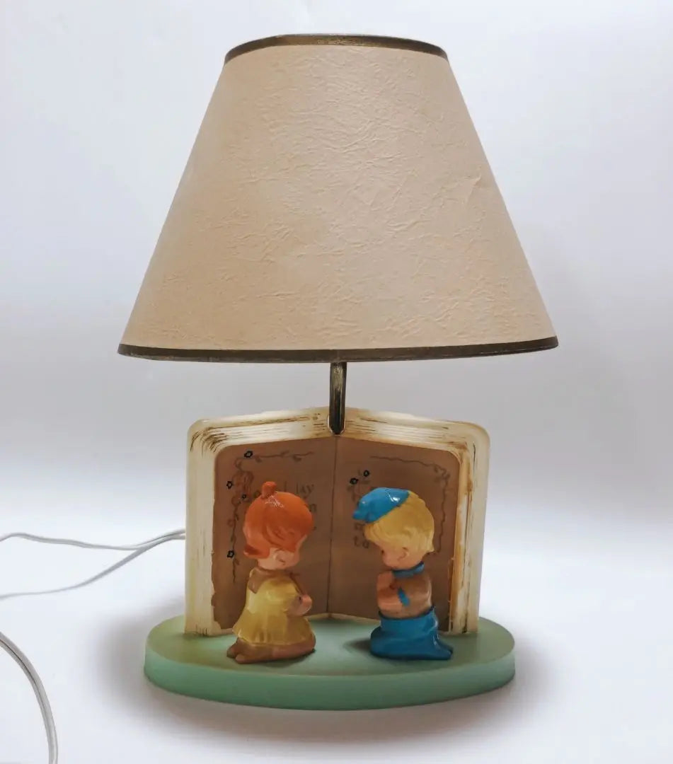 Vintage lamp praying children's room