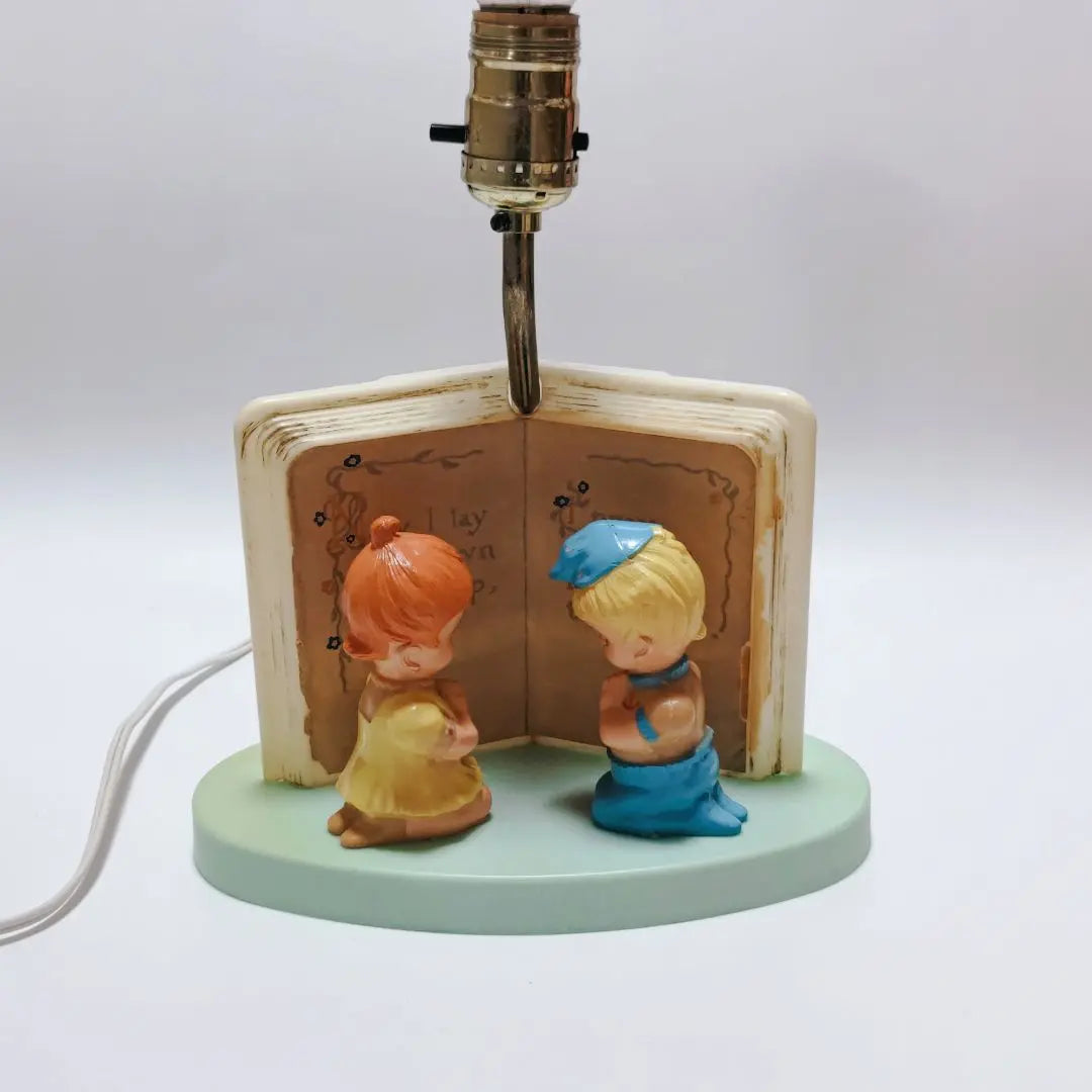 Vintage lamp praying children's room