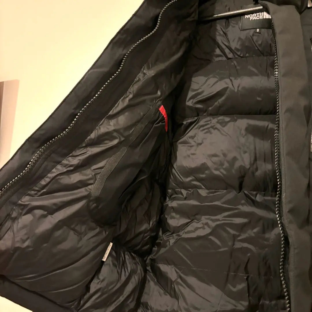 Chaqueta ligera New North Face Bartolo: una chaqueta de plumón de alta calidad que se puede usar para siempre