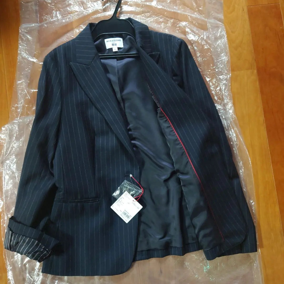 [New/Some stores] Uniqlo Ines Tailored Stripe Jacket, Size L