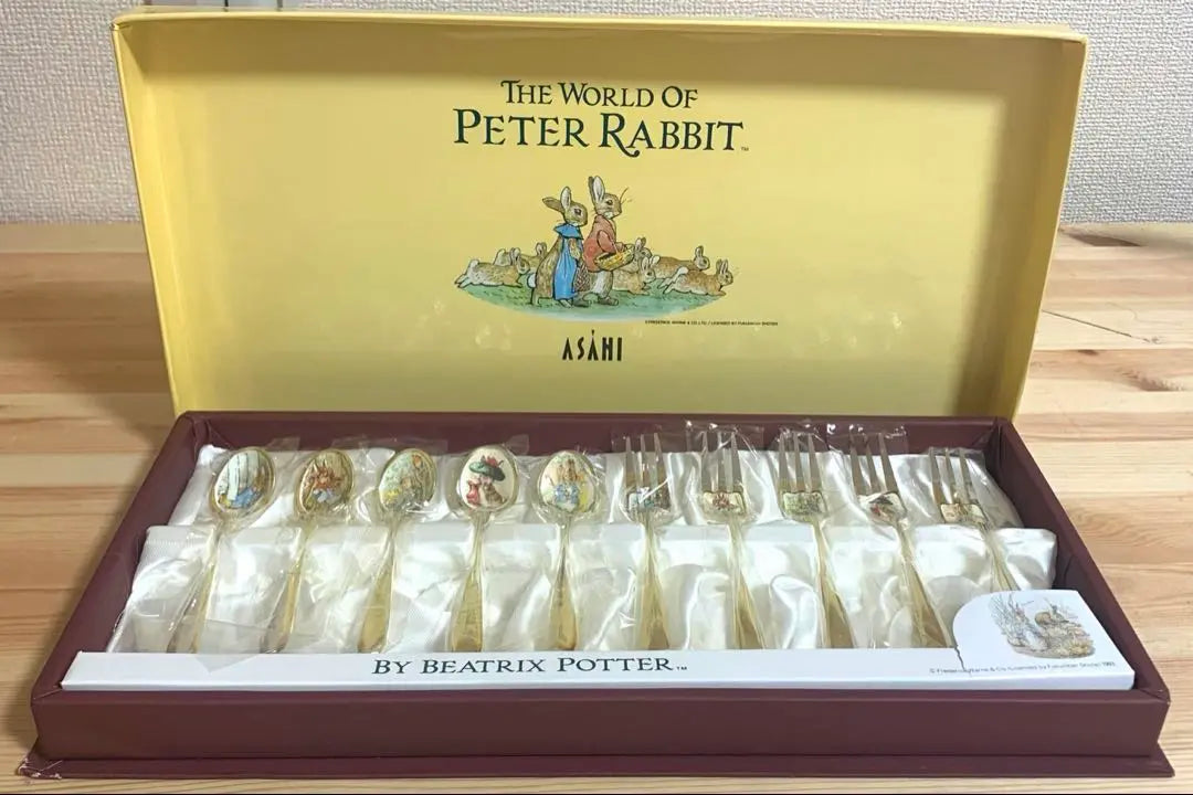 Juego de 10 cucharas de plata con los siete tesoros de Peter Rabbit