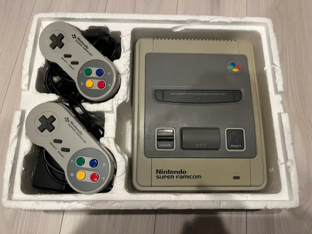 Conjunto de cuerpo Super Nintendo + 16 software | スーパーファミコン 本体＋ソフト16本セット