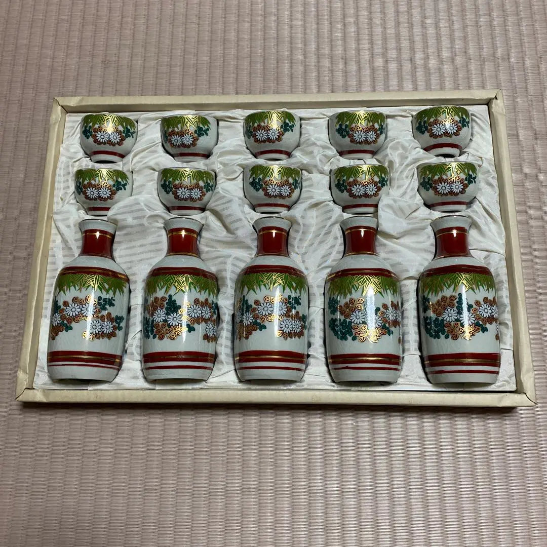 [Unused] Miizumi Kutani ware, Miizumi Tokri cup, sake cup set, chrysanthemum bamboo