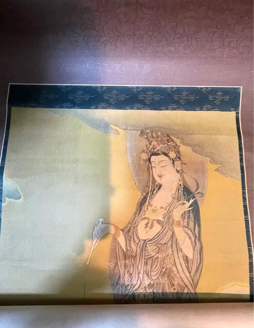 Early Showa era [Kano Yoshigashi, Sad Mother Kannon] Rare Kunio Antique Japanese Hanging Scroll Antique Chinese Artwork