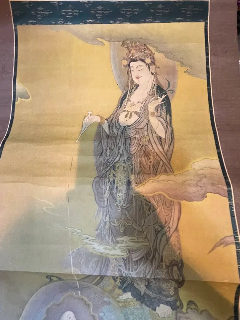 Early Showa era [Kano Yoshigashi, Sad Mother Kannon] Rare Kunio Antique Japanese Hanging Scroll Antique Chinese Artwork