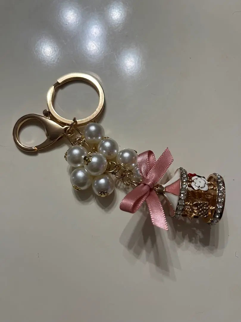 Bag charm keychain, merry goland