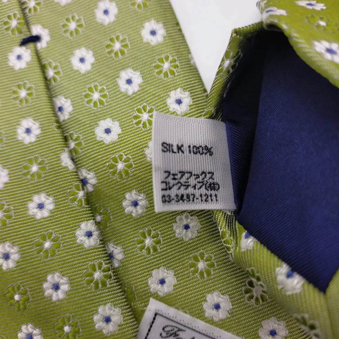 Belleza Fairfax Corbata FAIRFAX Amarillo Verde Komon patrón hecho a mano | 美品 フェアファクス ネクタイ fairfax 黄緑 小紋柄 ハンドメイド