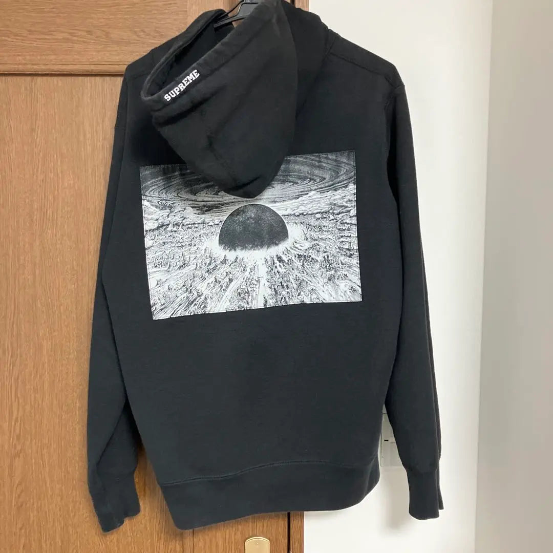 Sudadera con capucha AKIRA supreme Shima Tetsuo talla M con regalo