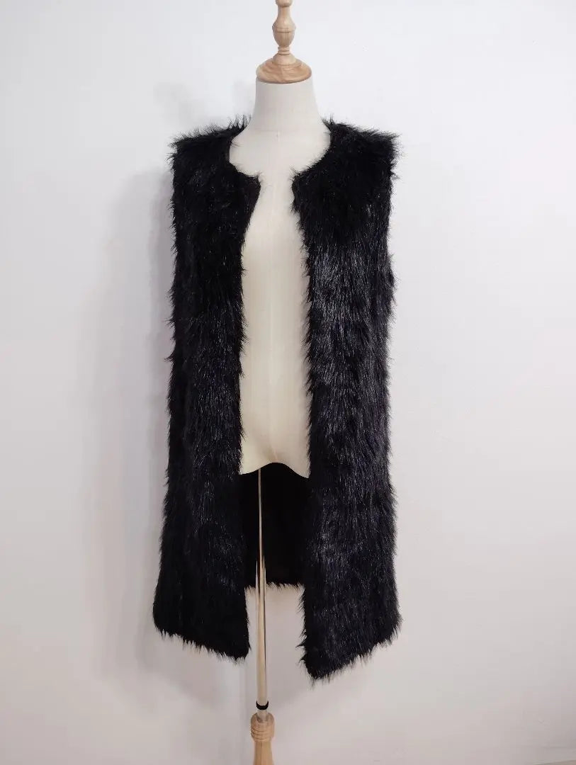 EMODA Long Fur Vest | EMODA　エモダ　ロング　ファー　ベスト