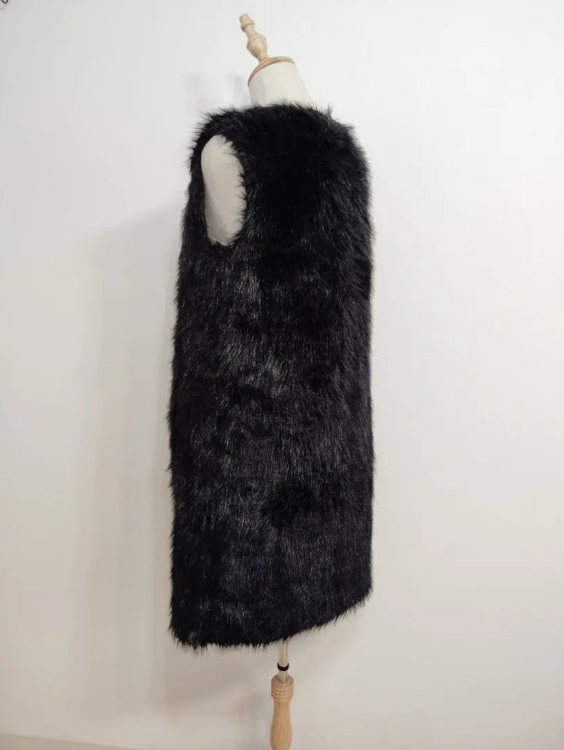 EMODA Long Fur Vest | EMODA　エモダ　ロング　ファー　ベスト