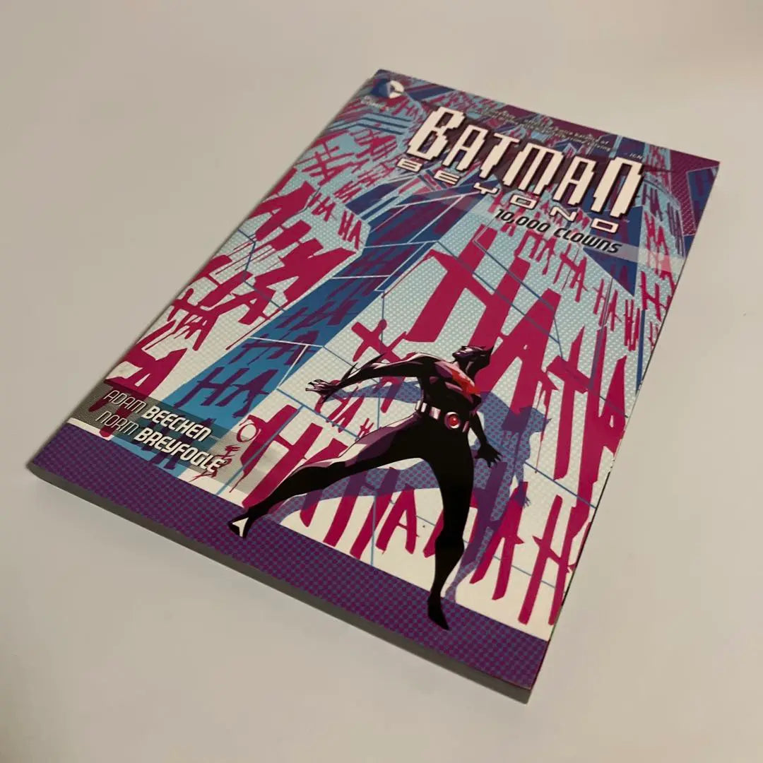 Cómics estadounidenses y Batman Beyond en inglés, set de 14 volúmenes