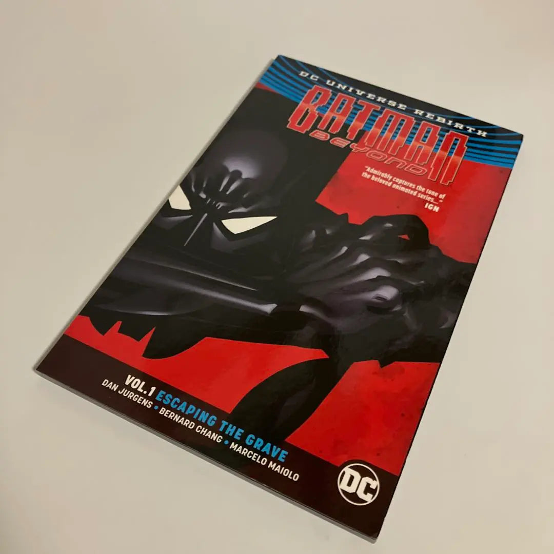 Cómics estadounidenses y Batman Beyond en inglés, set de 14 volúmenes