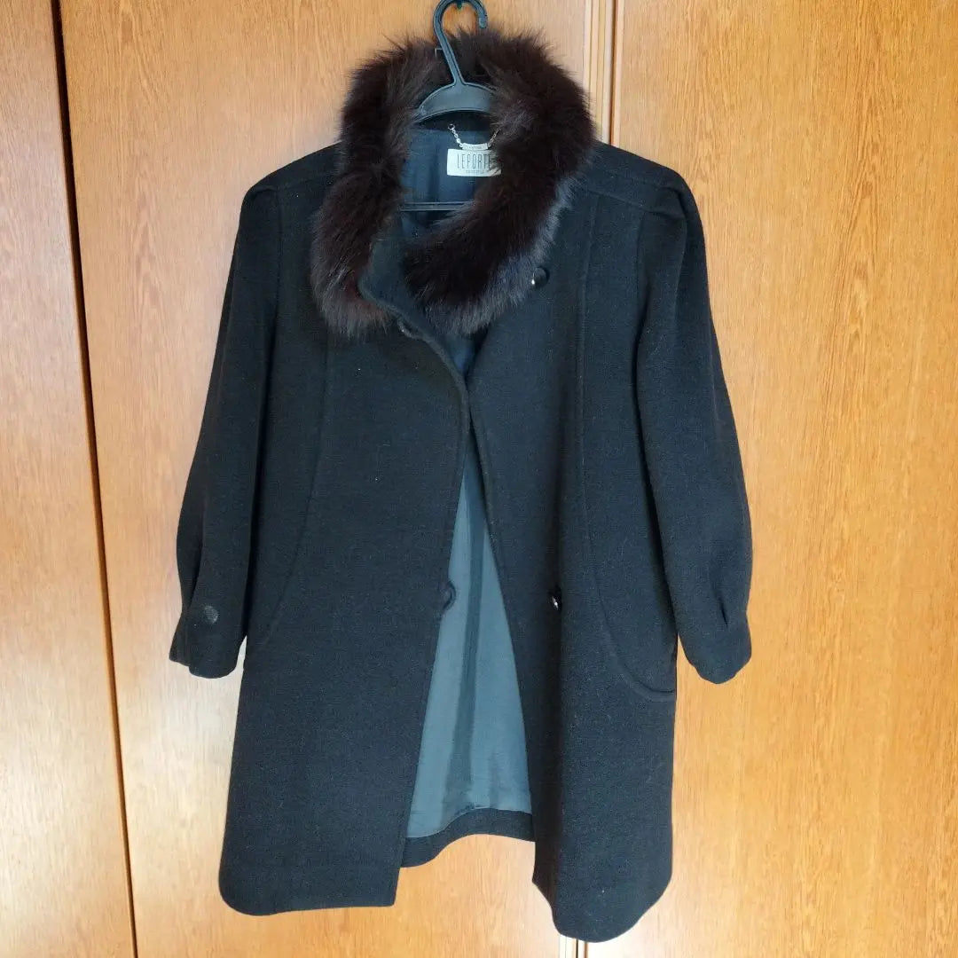 LEPORTE Black Wool Peacoat with Fur