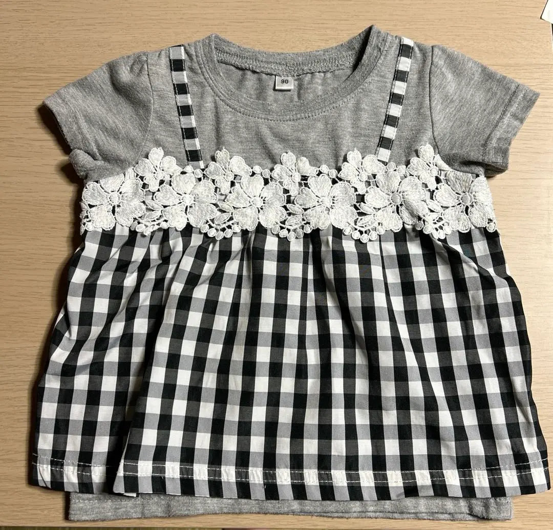 T-shirt, baby clothes size 90, flower, checkered pattern, gray, gray