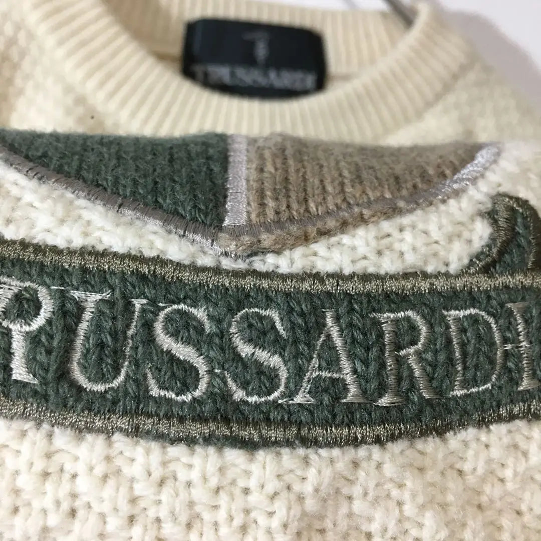 [Used clothing for unique style] Trusaldi Luxurious embroidered knit Ivory sweater Men's L | 【個性派古着】トラサルディ　豪華刺繍入りニット　アイボリーセーター　メンズＬ