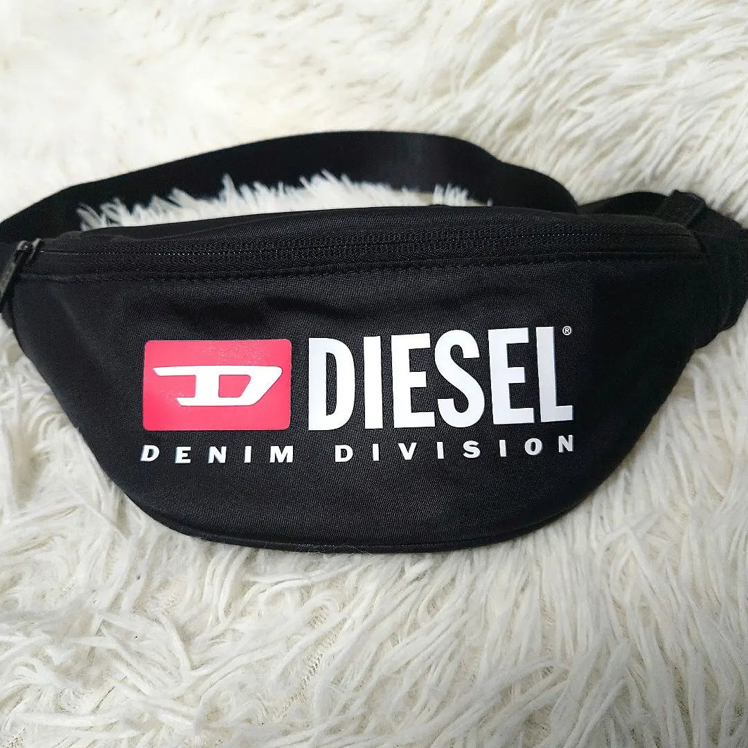 Buen estado ✨️ Bolso de cinturón DIESEL Bolso para cadáveres Casi sin usar Negro