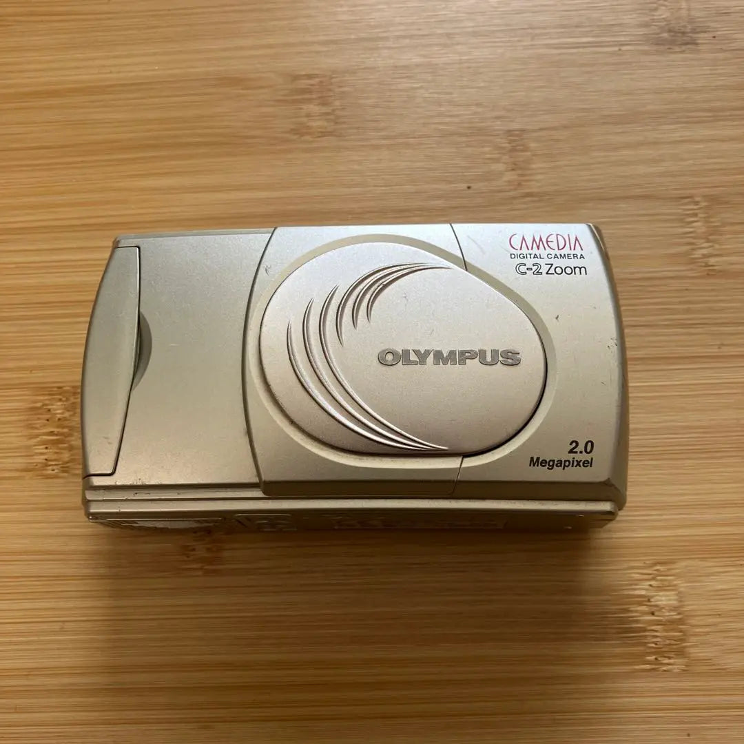 OLYMPUS C-2 Zoom Compact Digital Camera