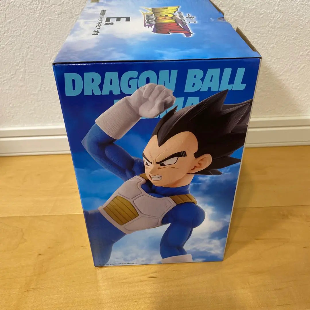 New, unused Bandai Dragon Ball Ichiban Kuji Prize E, bonus ➕ J Prize