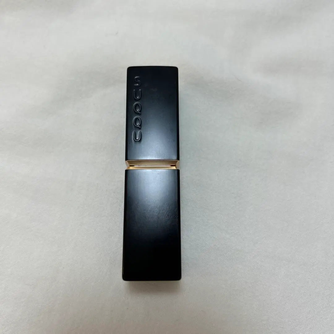 Reducción de precio Lápiz labial SUQQU Vibrant Rich 01 Jiahu