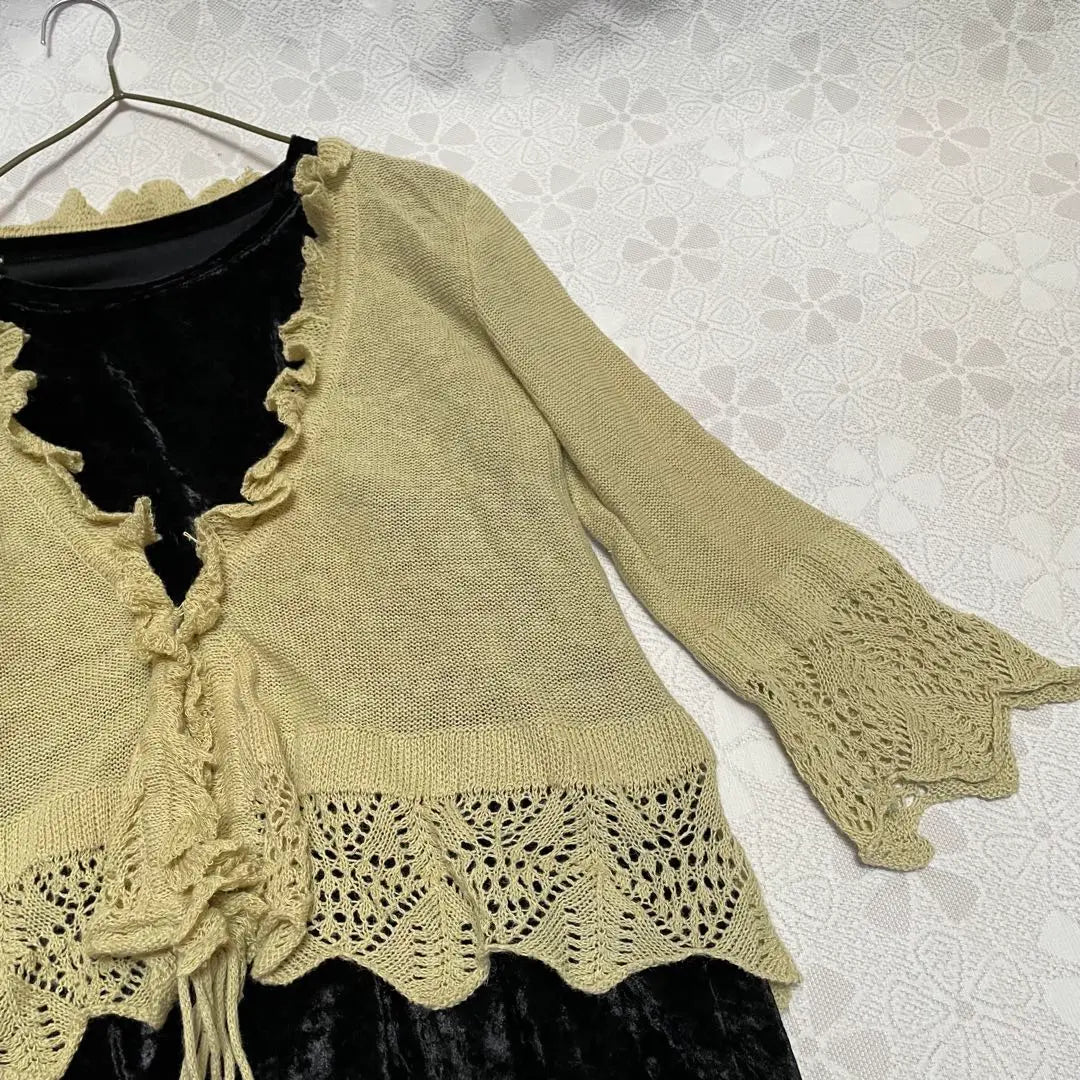 Beautiful condition La La que sera knit cardigan lace knitted laced lacquer