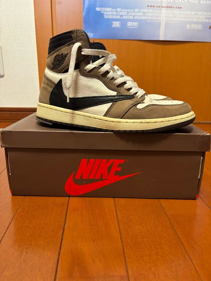 Travis Scott×NIKE Air Jordan1