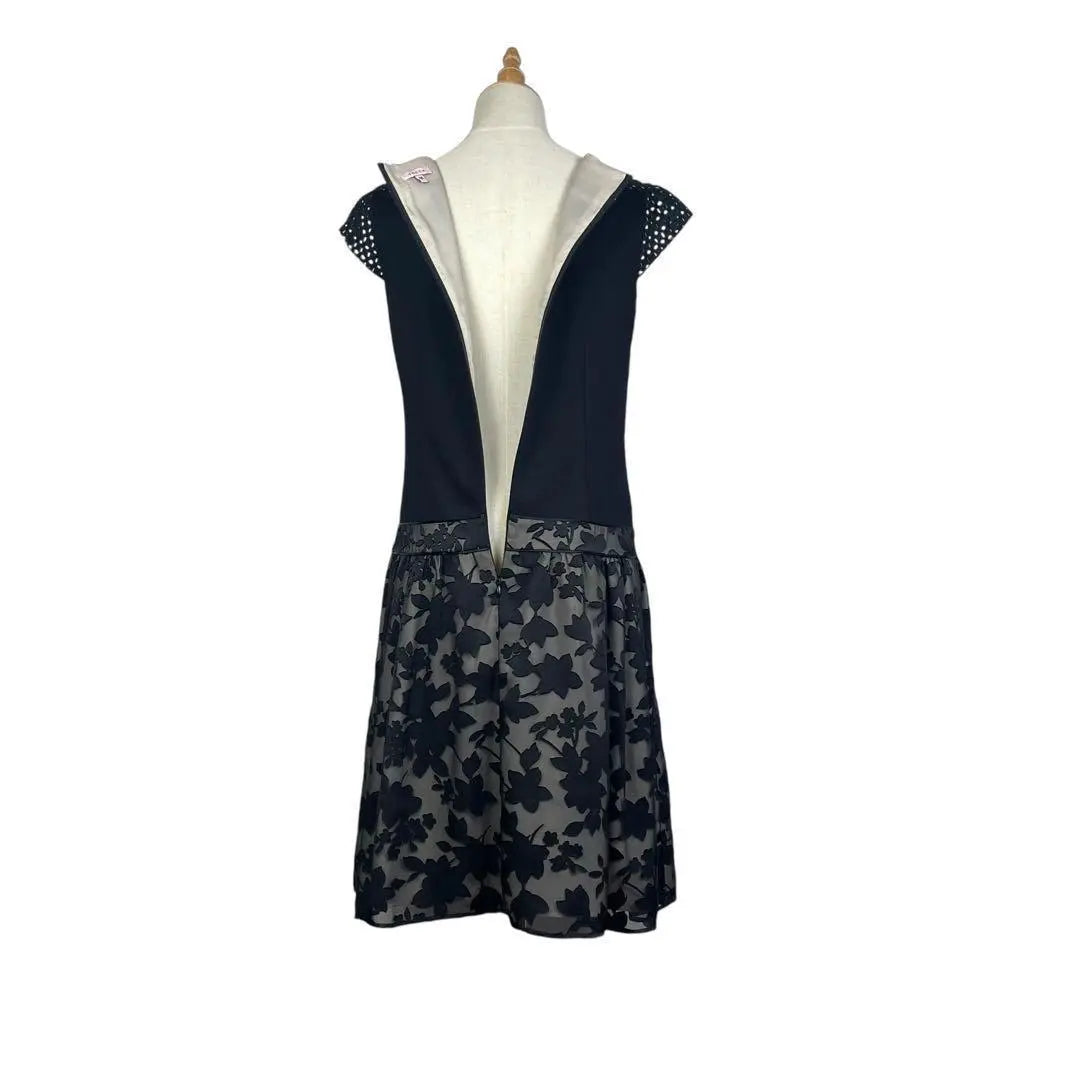 [Extremely beautiful] TOCCA★Switched flower lace dress See-through Black M