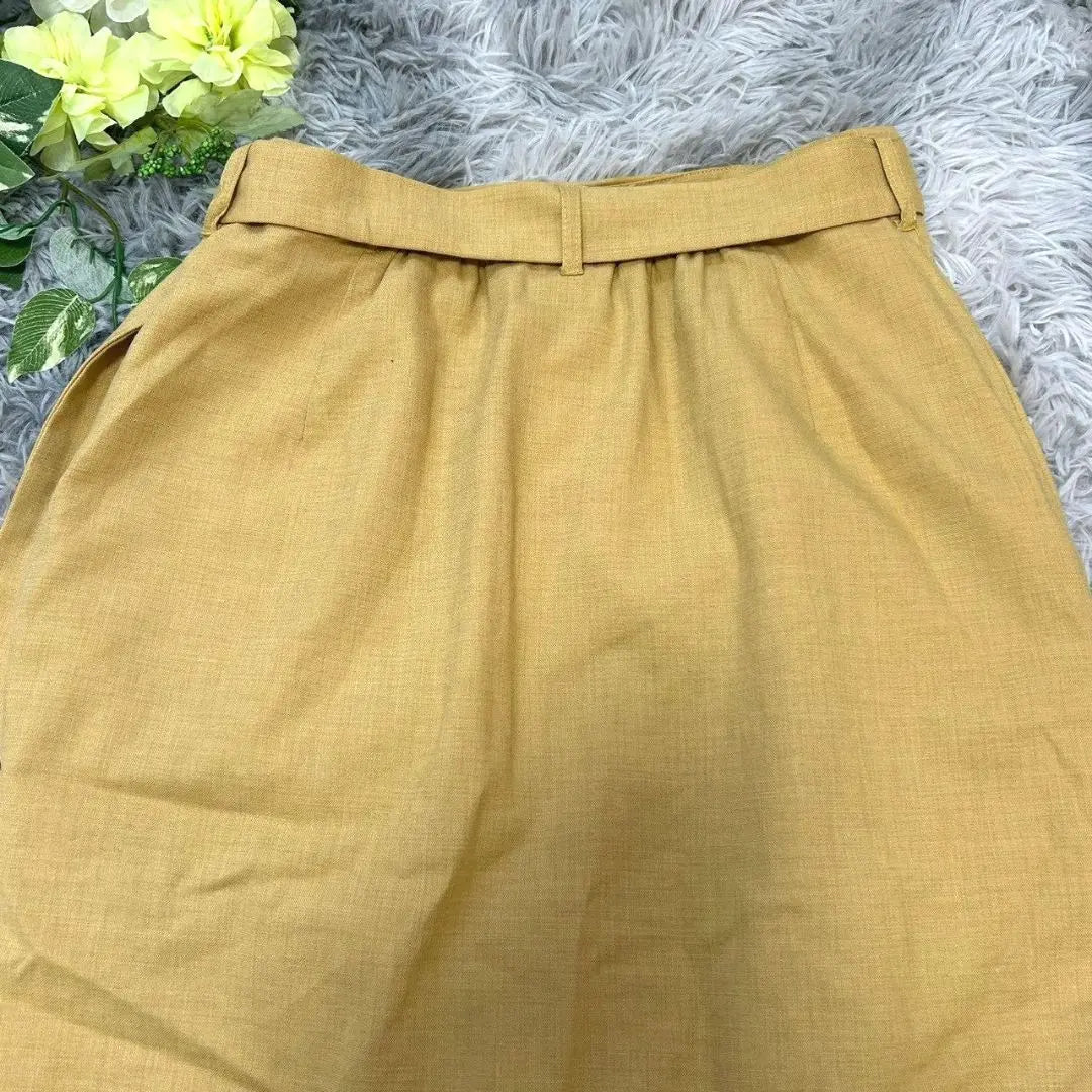 [MEDDUM] Skirt with ribbon belt, knee length, size M, mustard color